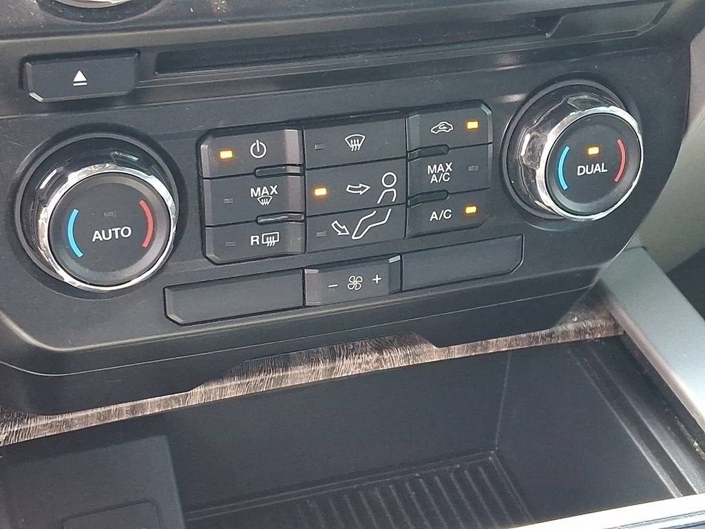 2017 Ford Super Duty F-350 SRW Platinum
