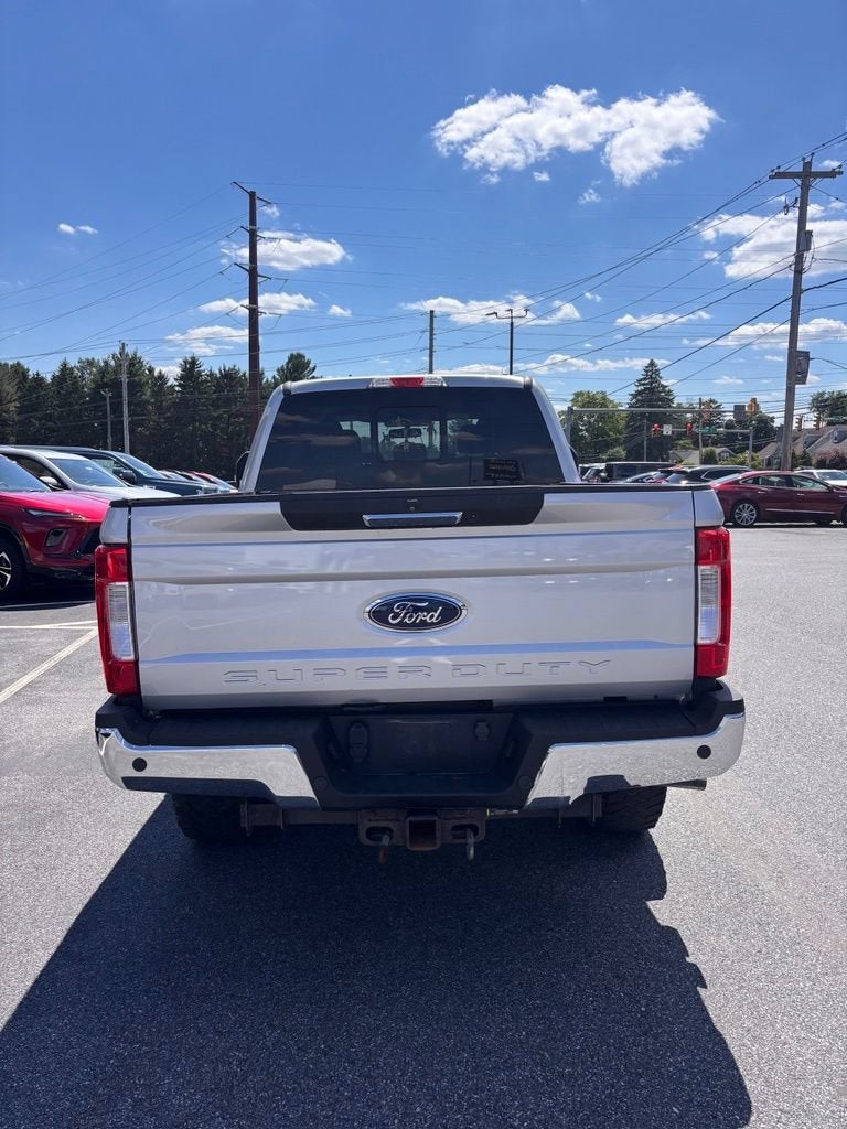 2017 Ford Super Duty F-350 SRW Platinum