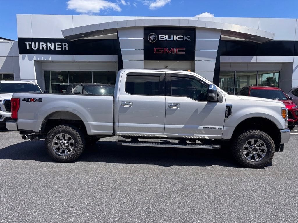 2017 Ford Super Duty F-350 SRW Platinum