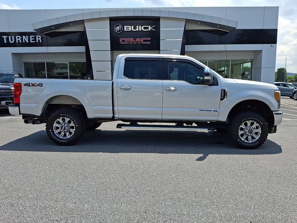 2017 Ford Super Duty F-350 SRW Platinum