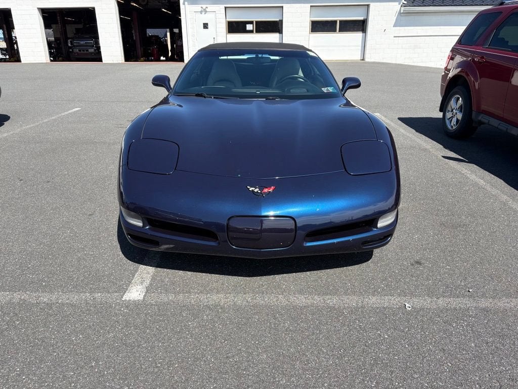 2000 Chevrolet Corvette Base