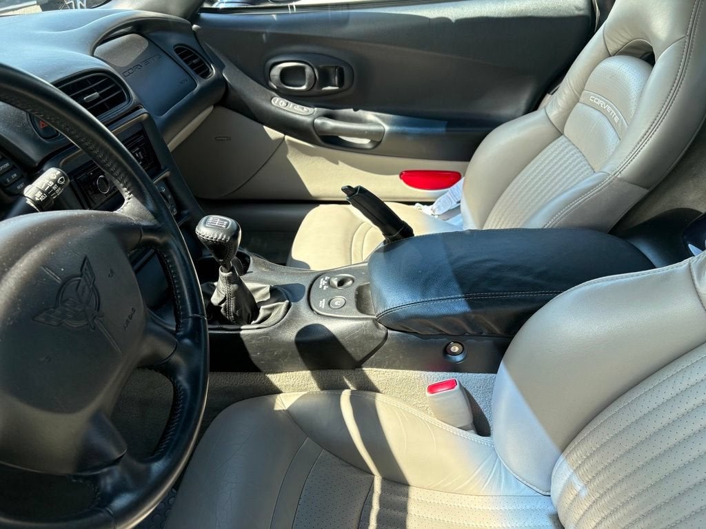 2000 Chevrolet Corvette Base