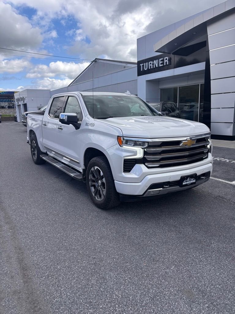 2022 Chevrolet Silverado 1500 High Country