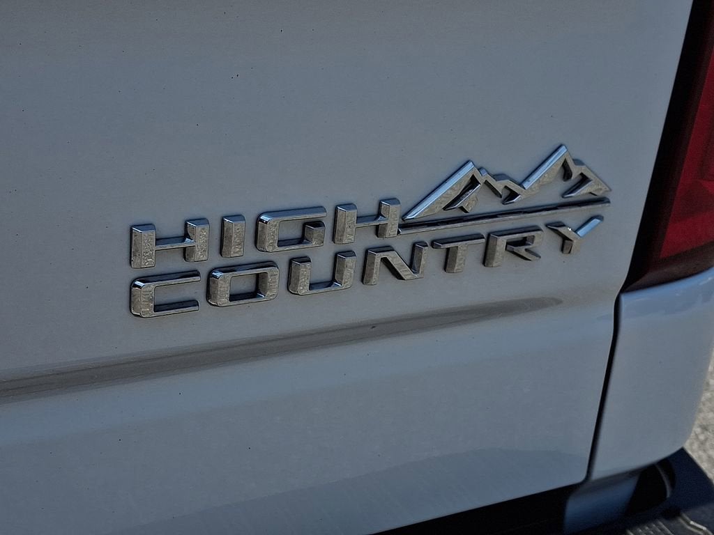 2022 Chevrolet Silverado 1500 High Country