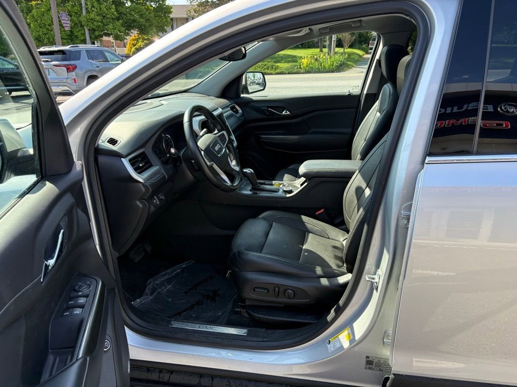 2019 GMC Acadia SLT