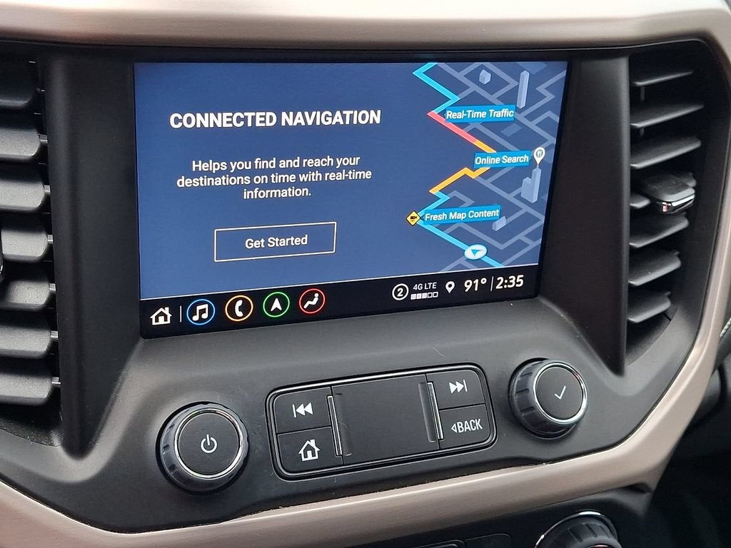 2023 GMC Acadia Denali