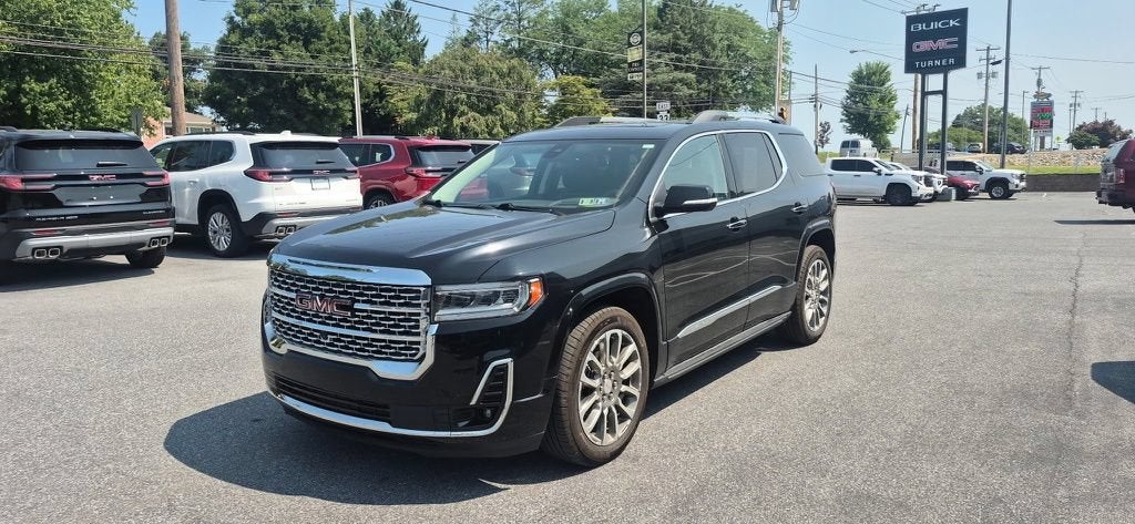 2023 GMC Acadia Denali
