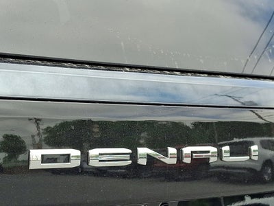 2025 GMC Yukon Denali Ultimate