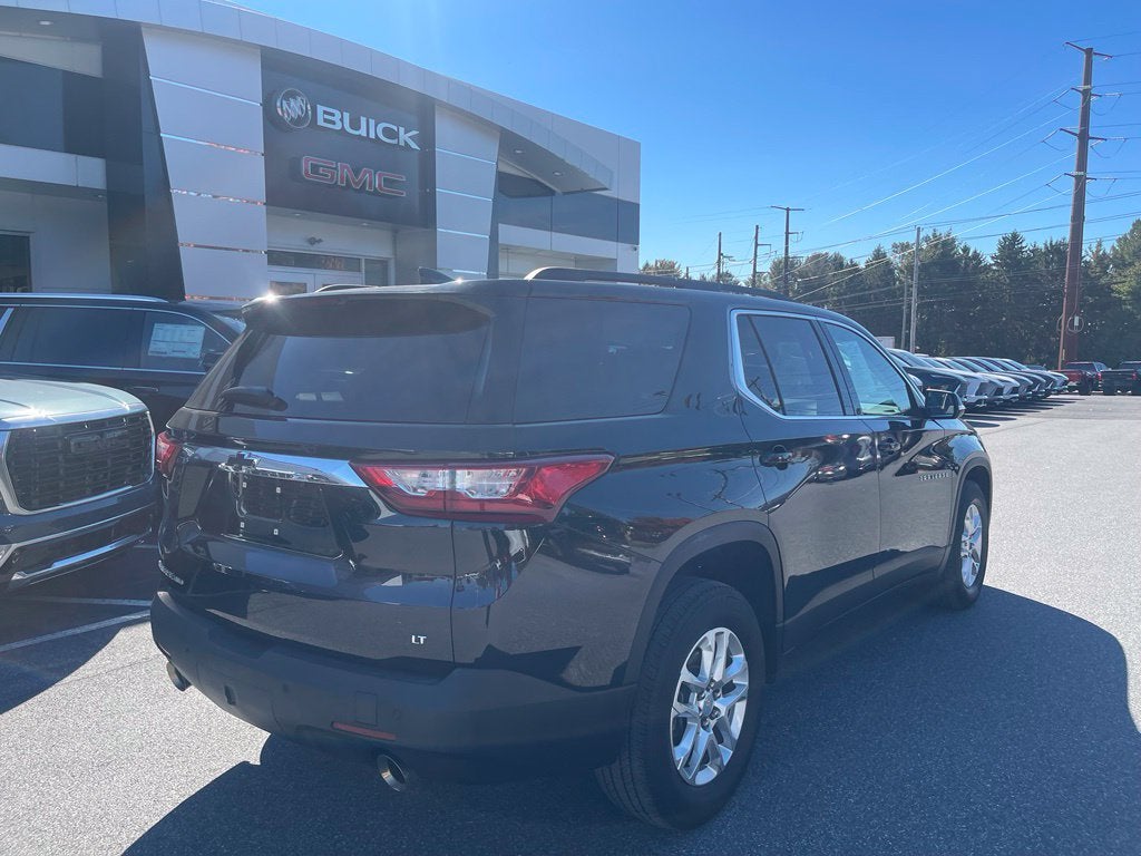 2021 Chevrolet Traverse LT Cloth