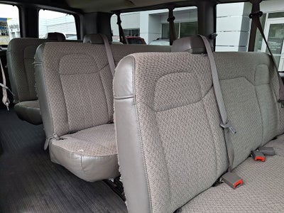 2014 Chevrolet Express Passenger 3500 LS