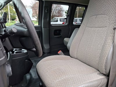 2014 Chevrolet Express Passenger 3500 LS