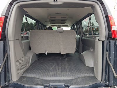 2014 Chevrolet Express Passenger 3500 LS