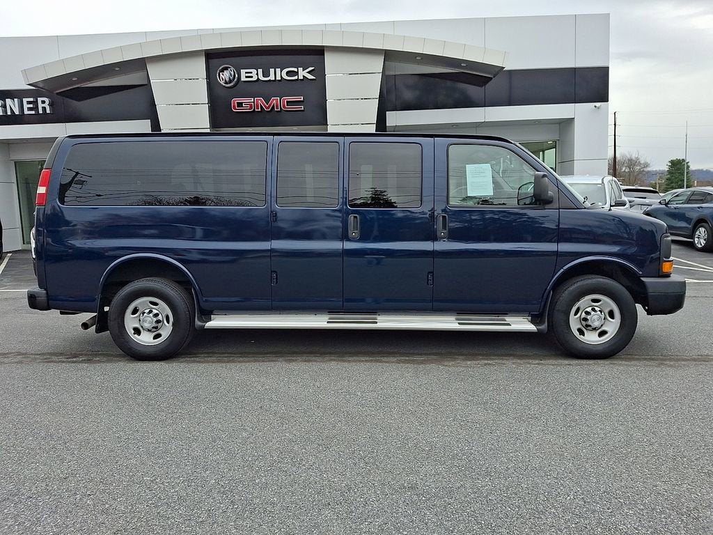 2014 Chevrolet Express Passenger 3500 LS