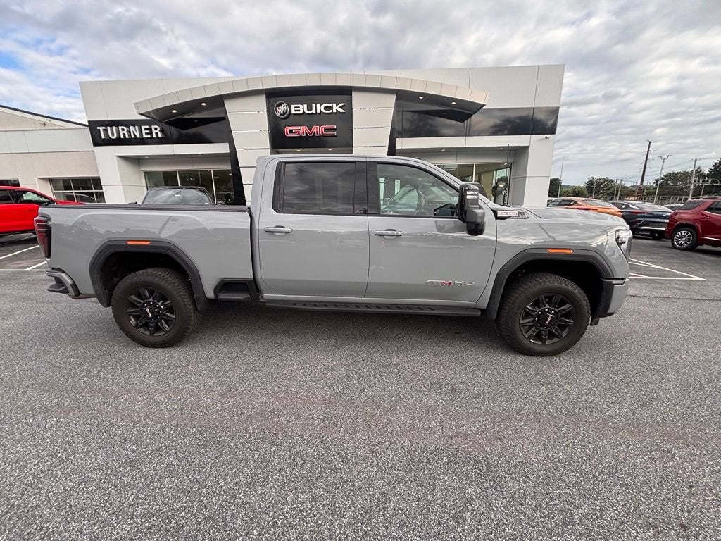 2025 GMC Sierra 2500 HD AT4