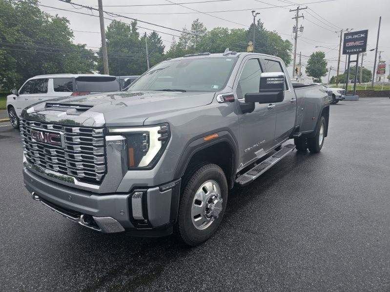 2025 GMC Sierra 3500 HD Denali DRW