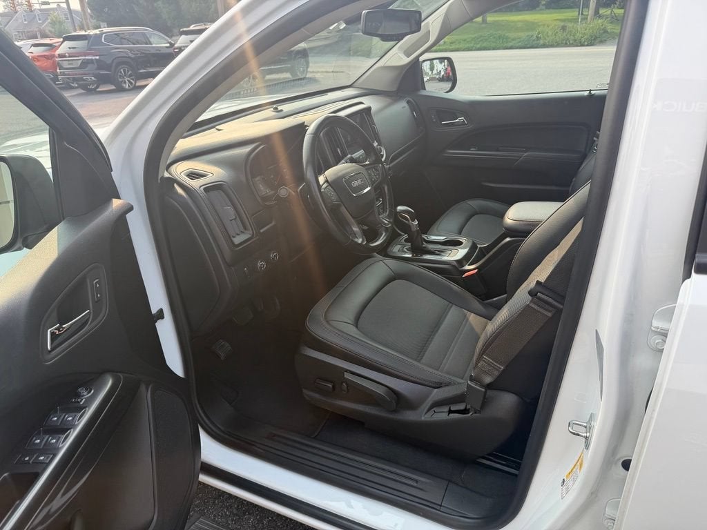 2022 GMC Canyon AT4 - Cloth