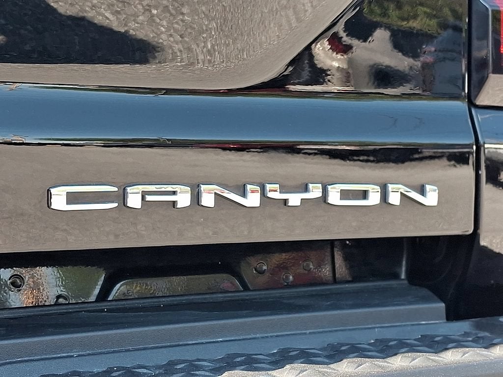 2023 GMC Canyon 4WD Denali