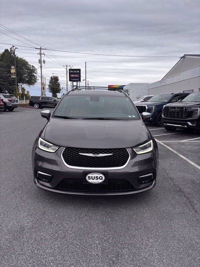 2023 Chrysler Pacifica Hybrid Pinnacle