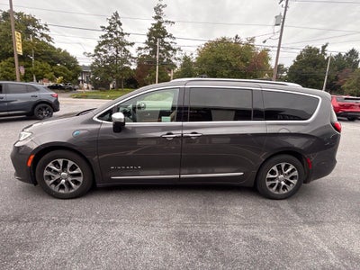 2023 Chrysler Pacifica Hybrid Pinnacle