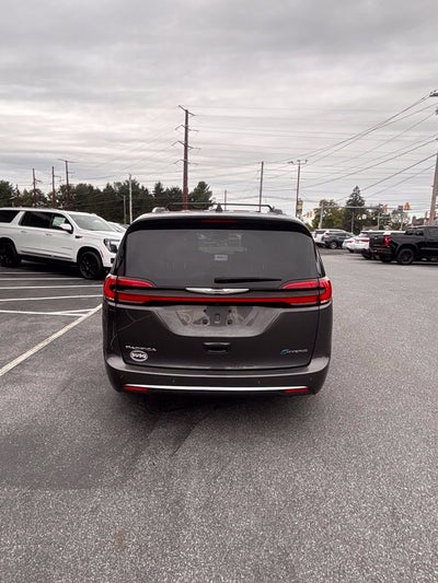2023 Chrysler Pacifica Hybrid Pinnacle