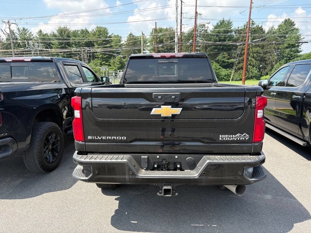 2022 Chevrolet Silverado 3500 HD High Country
