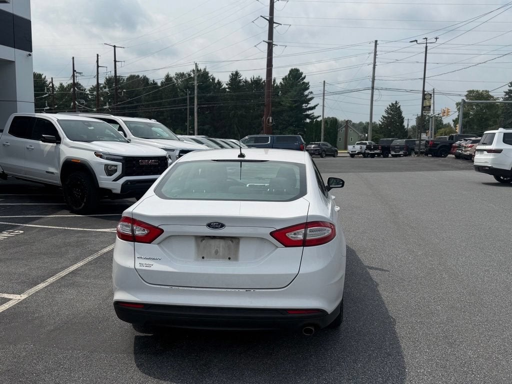 2016 Ford Fusion S