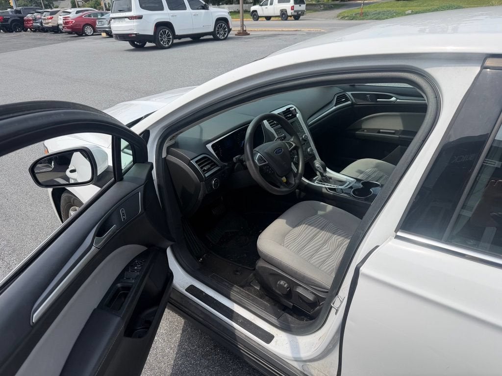 2016 Ford Fusion S