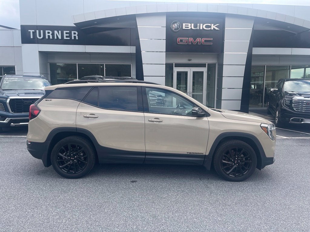 2023 GMC Terrain SLT