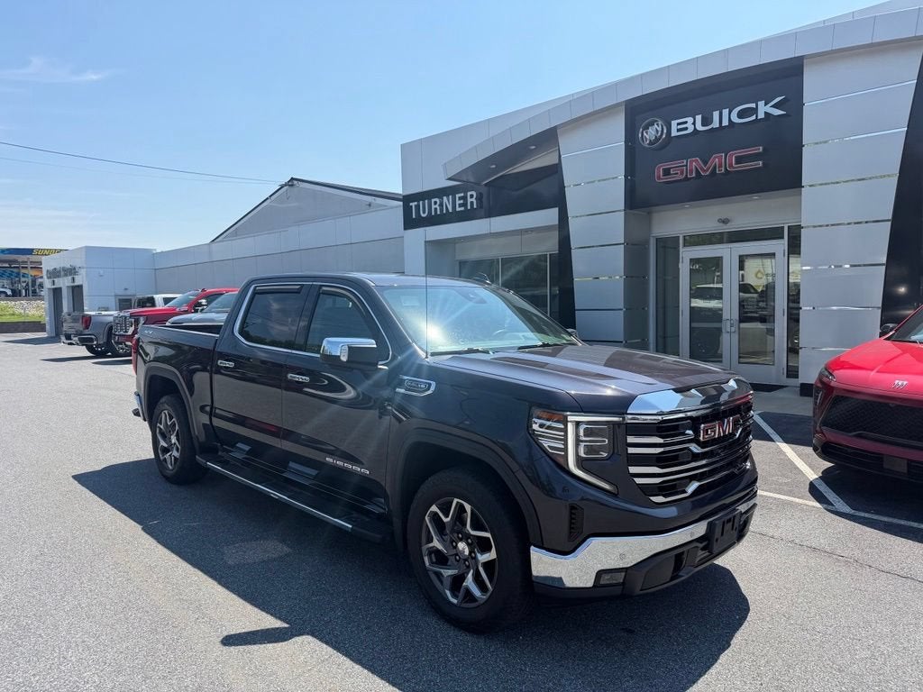 2022 GMC Sierra 1500 SLT