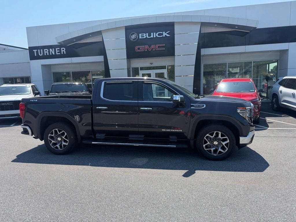 2022 GMC Sierra 1500 SLT