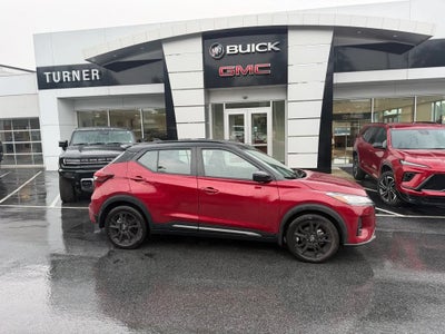 2023 Nissan Kicks SR