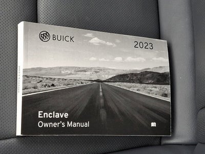 2023 Buick Enclave Essence