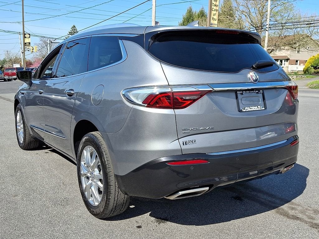 2023 Buick Enclave Essence