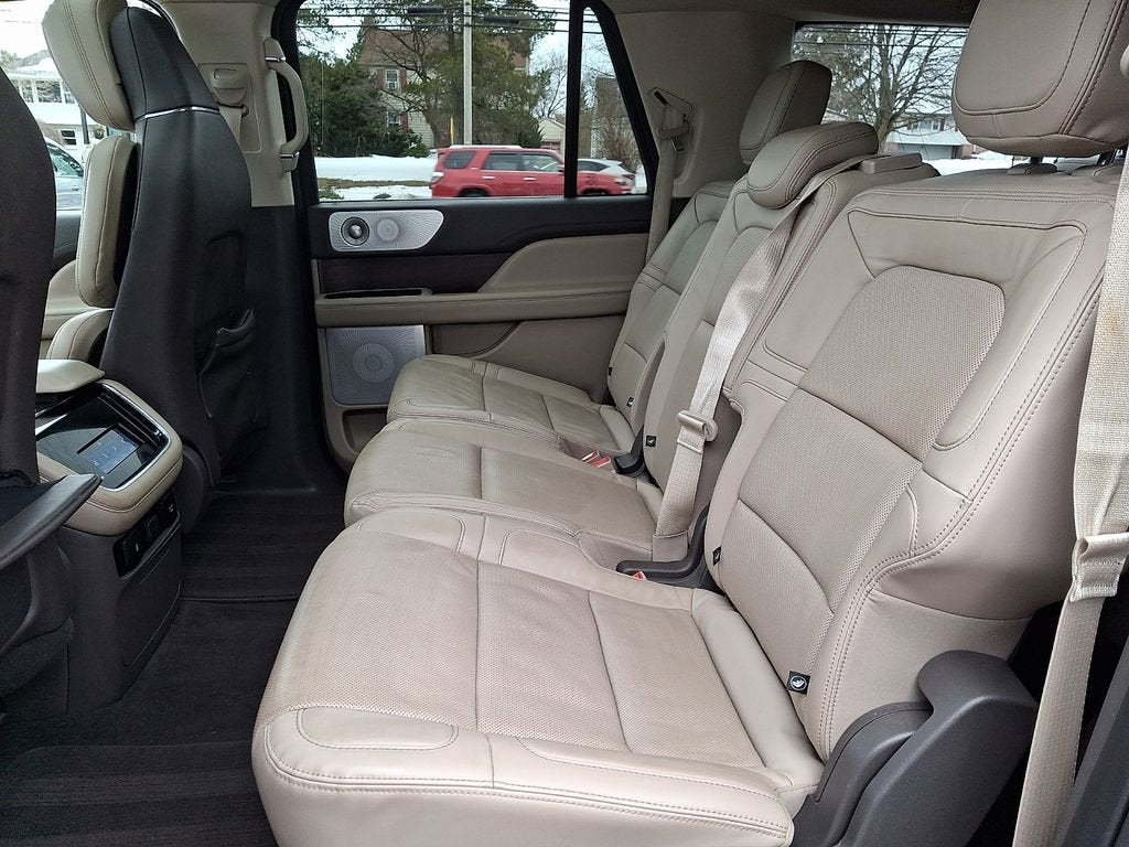 2022 Lincoln Navigator L Reserve