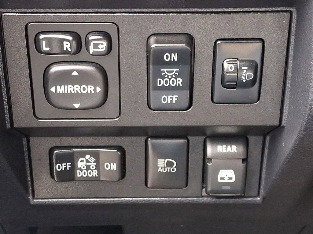 2018 Toyota Tundra 4WD SR5