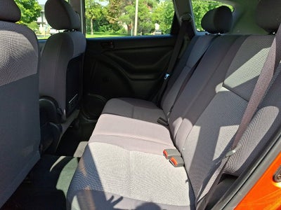 2005 Pontiac Vibe Base