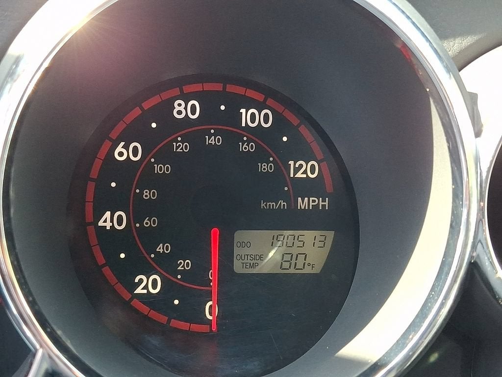 2005 Pontiac Vibe Base