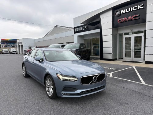 2017 Volvo S90 Momentum