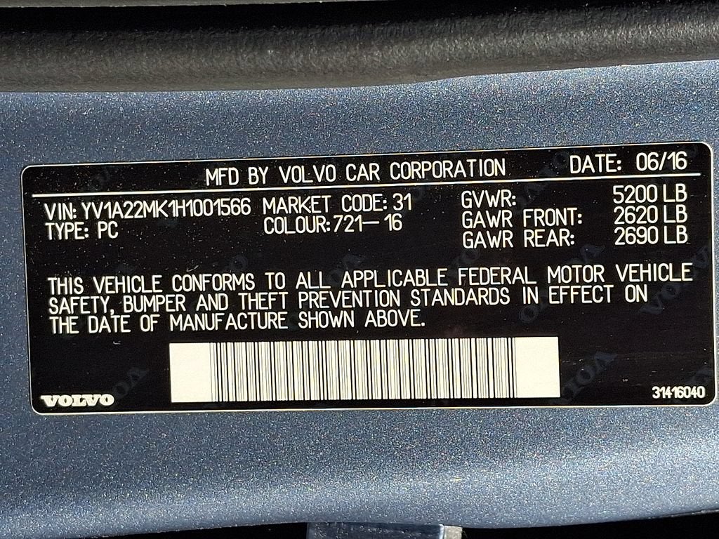 2017 Volvo S90 Momentum
