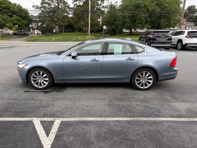 2017 Volvo S90 Momentum