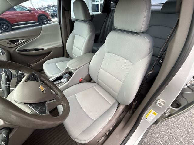2017 Chevrolet Malibu LT 1LT