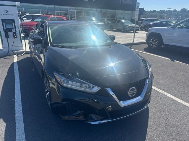 2021 Nissan Maxima SV