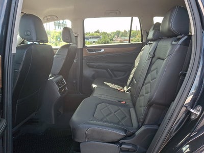 2025 Volkswagen Atlas 2.0T SE