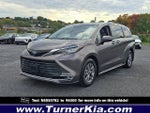 2022 Toyota Sienna XLE 7 Passenger