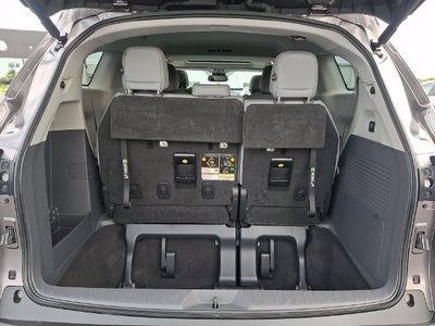 2022 Toyota Sienna XLE 7 Passenger