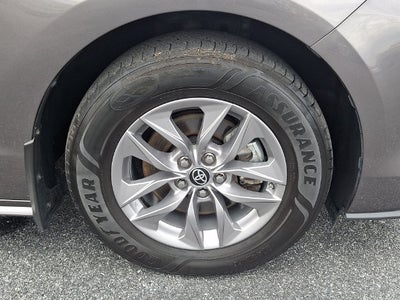 2022 Toyota Sienna XLE 7 Passenger