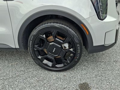 2024 Kia Sorento X-Line EX