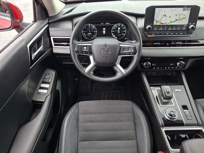 2023 Mitsubishi Outlander PHEV Base