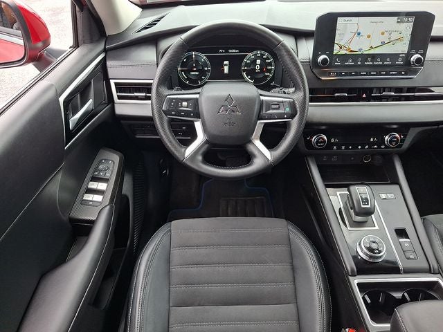 2023 Mitsubishi Outlander PHEV Base