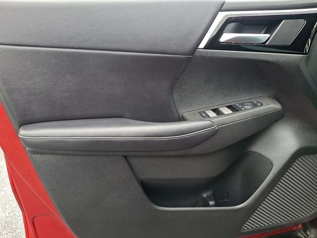 2023 Mitsubishi Outlander PHEV Base